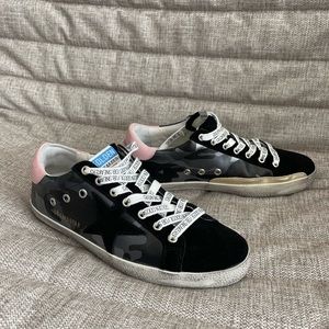 Golden Goose black camp with pink sneakers